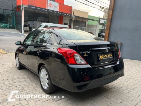 VERSA 1.0 12V FlexStart 4p Mec.