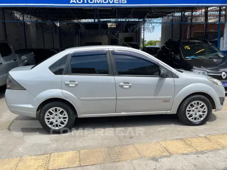 FIESTA 1.6 MPI Class Sedan 8V