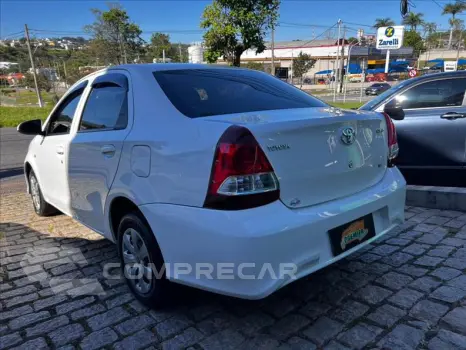 ETIOS 1.5 X Sedan 16V