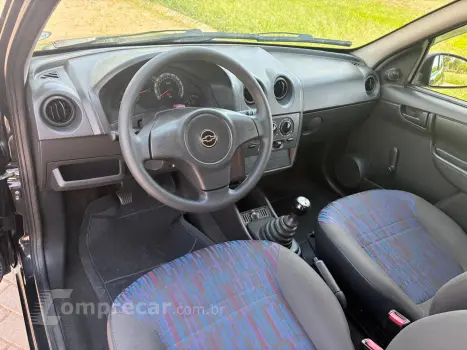 CELTA 1.0 MPFI Life 8V