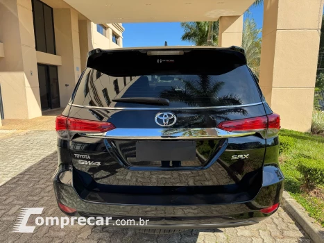 HILUX SW4 2.8 SRX 4X4 7 Lugares 16V Turbo Intercooler