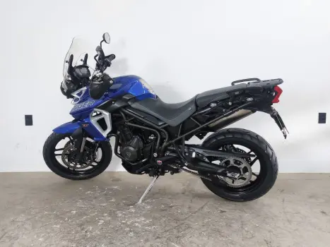 TRIUMPH TIGER 800 XRX