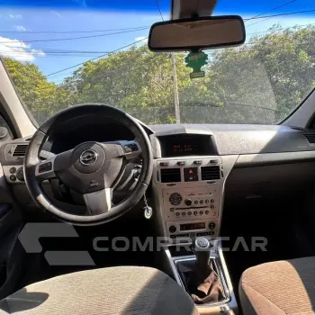 VECTRA SEDAN ELEGANCE