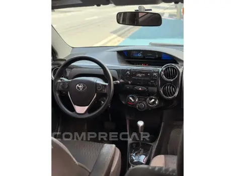ETIOS 1.5 X PLUS 16V FLEX 4P AUTOMÁTICO