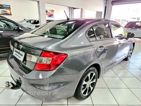 Civic Sedan EXS 1.8/1.8 Flex 16V Aut. 4p