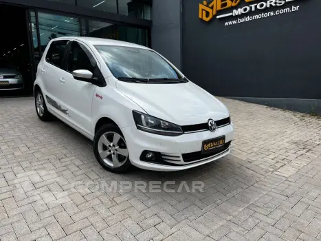 Volkswagen Fox Rock in Rio 1.6 Mi Total Flex 8V 5p 4 portas
