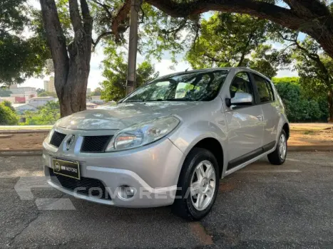 SANDERO - 1.6 PRIVILÉGE 8V 4P MANUAL