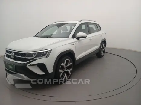 Volkswagen TAOS 1.4 250 TSI TOTAL FLEX HIGHLINE AUTOMÁTICO 4 portas