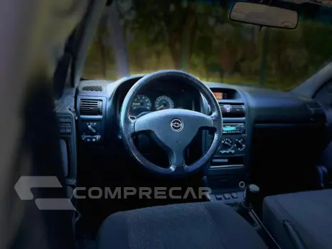 ASTRA 2.0 MPFI Advantage 8V