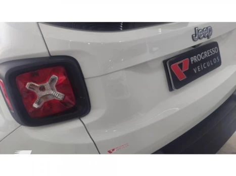 RENEGADE - 1.8 16V LONGITUDE 4P AUTOMÁTICO