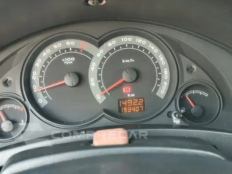 CELTA 1.0 MPFI Life 8V