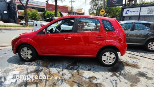 FORD FIESTA 1.0 MPI 8V 4 portas