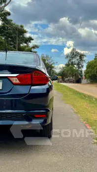 CITY 1.5 DX Sedan 16V