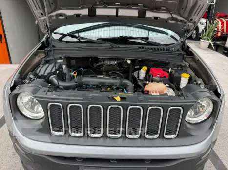 Renegade 1.8 4x2 Flex 16V Aut.
