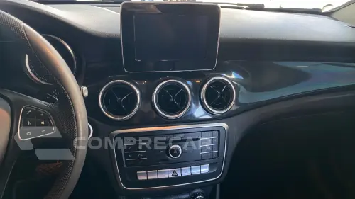 MERCEDES-BENZ CLA 180 1.6 CGI 7G-DCT