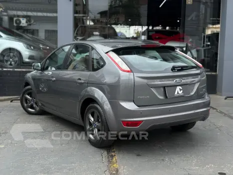 Focus 2.0 16V/SE/SE Plus Flex 5p Aut.