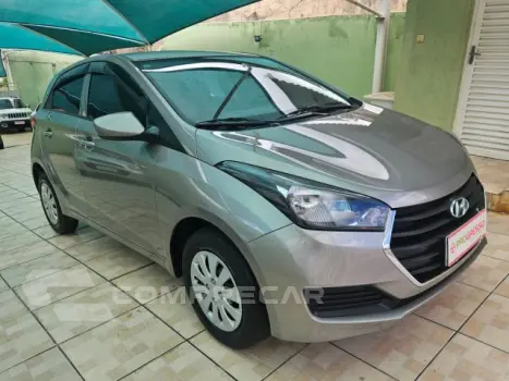 Hyundai HB20 - 1.0 COMFORT PLUS 12V 4P MANUAL 4 portas