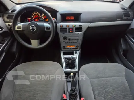 Vectra Elegan. 2.0 MPFI 8V FlexPower Mec