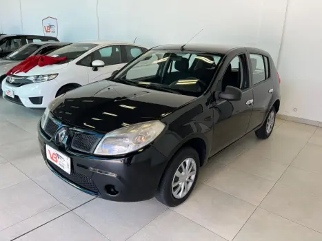 Renault SANDERO 1.0 AUTHENTIQUE 16V FLEX 4P MANUAL 4 portas