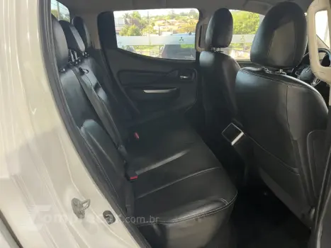 L200 TRITON 2.4 16V Turbo Sport Hpe-s CD 4X4