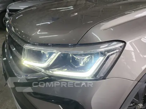 TAOS 1.4 250 TSI TOTAL FLEX HIGHLINE AUTOMÁTICO