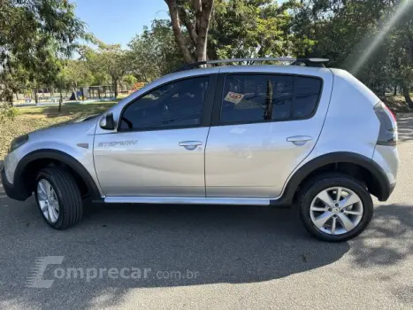 SANDERO - 1.6 STEPWAY 16V 4P AUTOMÁTICO