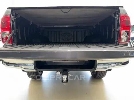 HILUX 2.8 D-4D TURBO DIESEL CD SRV 4X4