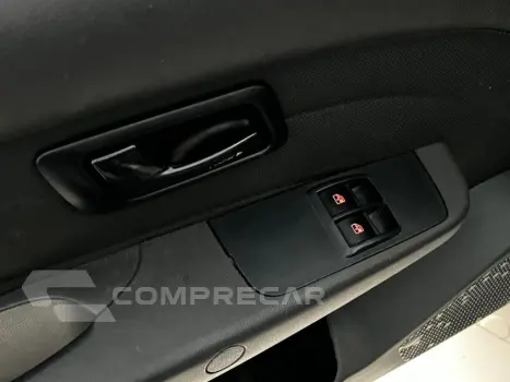 Strada Freedom 1.4 Flex 8V CS