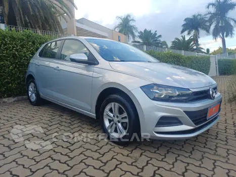 Volkswagen POLO 1.0 MPI 4 portas