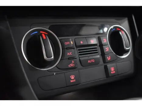 Q3 - 2.0 TFSI AMBITION QUATTRO 4P S TRONIC