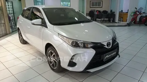 City Hatch 1.5 16V 4P FLEX TOURING AUTOMÁTICO CVT