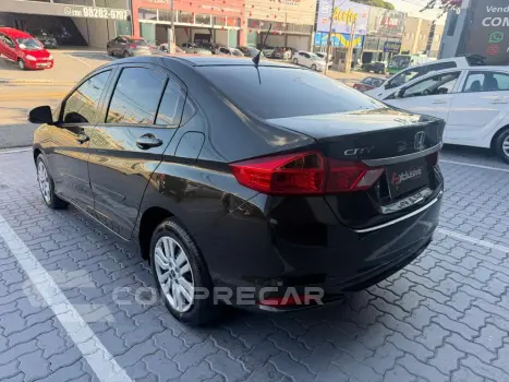 CITY Sedan DX 1.5 Flex 16V Aut.