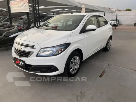 Onix Hatch 1.4 4P FLEX LT