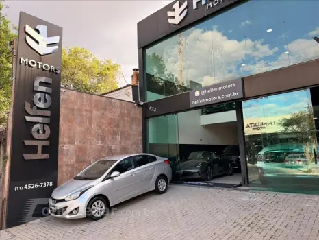 Hyundai HB20S 1.6 Comfort Plus 16V 4 portas