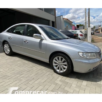 AZERA 3.3 MPFI GLS Sedan V6 24V
