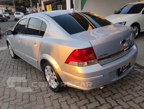 VECTRA 2.0 MPFI Elegance 8V