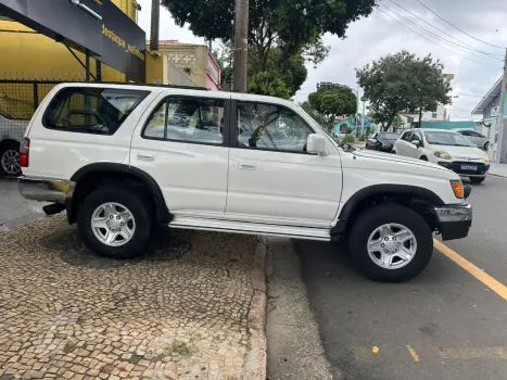 Hilux SW4 4x4 3.0 8V TB Diesel