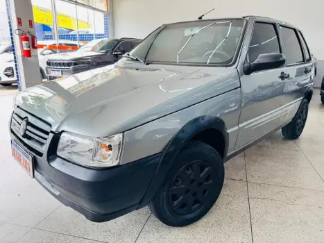 Fiat UNO MILLE WAY ECON 4 portas
