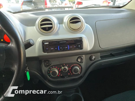 Uno Attractive 1.4 8V (Flex) 4p