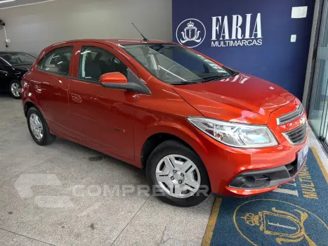 CHEVROLET ONIX HATCH LT 1.0 8V FlexPower 5p Mec. 4 portas