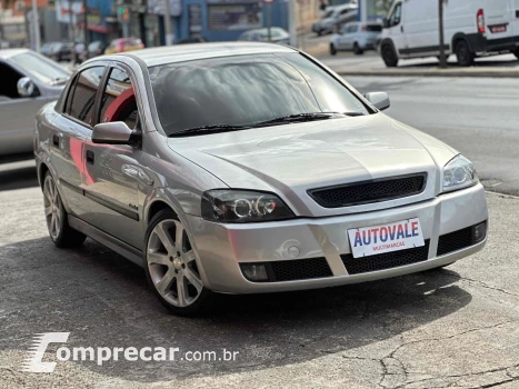 ASTRA 2.0 MPFI COMFORT SEDAN 8V FLEX 4P MANUAL