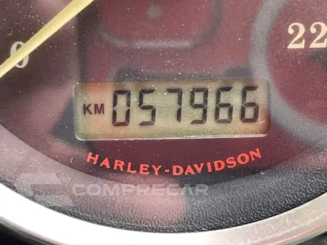 XL 883 R