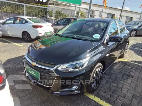 CHEVROLET ONIX 1.0 TURBO FLEX PREMIER AUTOMÁTICO 4 portas
