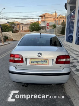 POLO SEDAN 1.6 8V