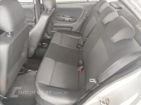 VOYAGE 1.0 12V MPI Totalflex