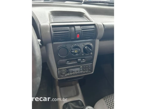 CLASSIC 1.0 MPFI LS 8V FLEX 4P MANUAL