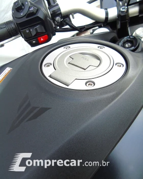 YAMAHA MT-07 CONNECTED ABS