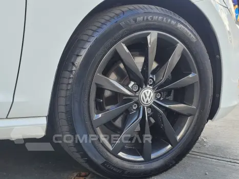 Golf Comfortline 1.4 TSI 140cv Aut.
