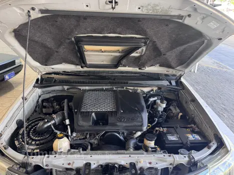 HILUX 3.0 STD 4X4 CD 16V Turbo Intercooler