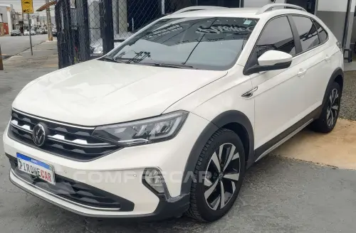 Volkswagen NIVUS 1.0 200 TSI Highline 4 portas